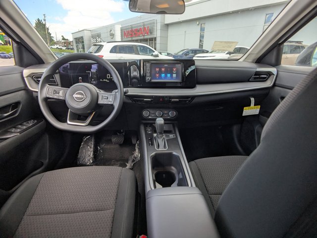 Vehicle image 12 of 27