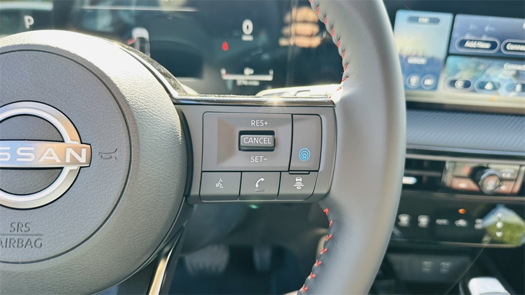 Vehicle image 19 of 29