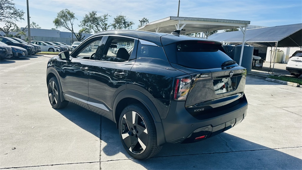 Vehicle image 7 of 29