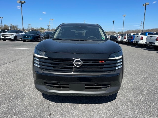 2025 Nissan Kicks SR Image 9 of 31