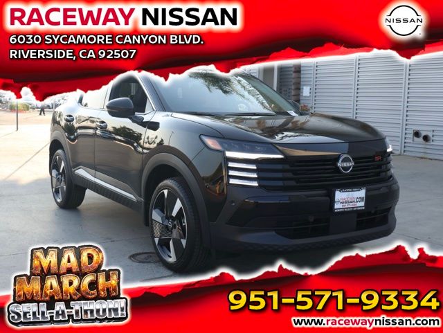 2025 Nissan Kicks SR Image 4 of 31