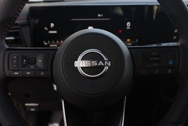 2025 Nissan Kicks SR Image 20 of 31