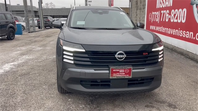 Vehicle image 3 of 25