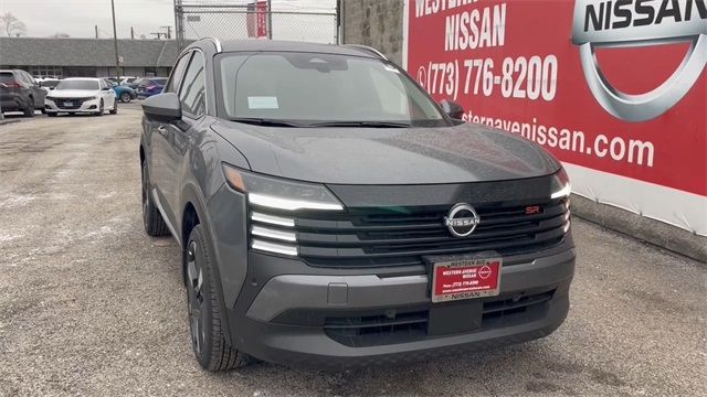 Vehicle image 7 of 25