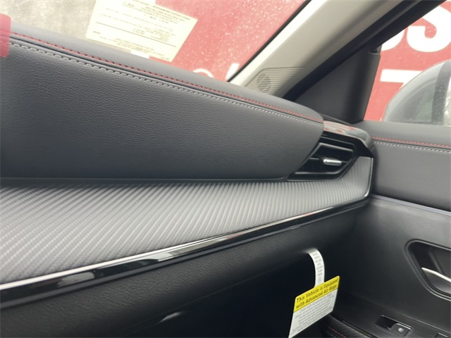 Vehicle image 23 of 25
