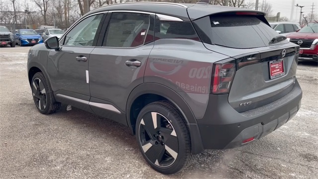 Vehicle image 12 of 25