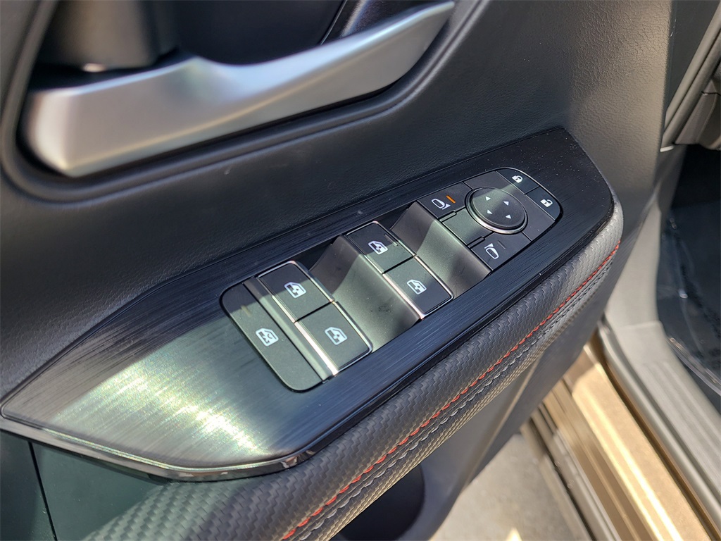 Vehicle image 16 of 16
