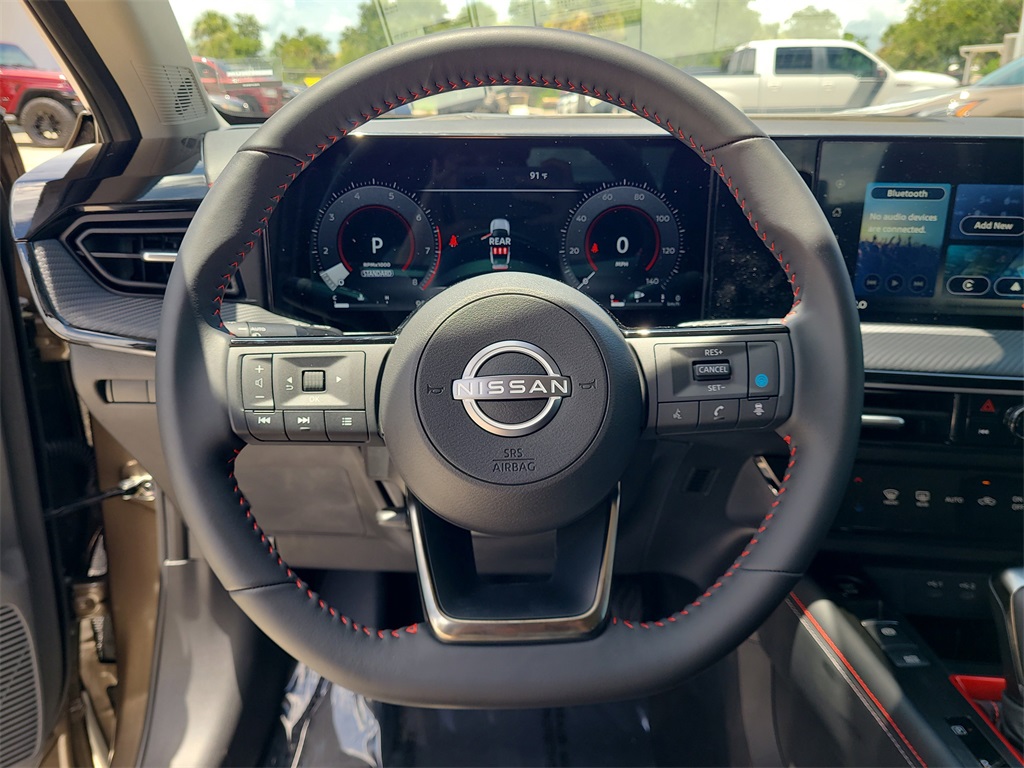 Vehicle image 12 of 16