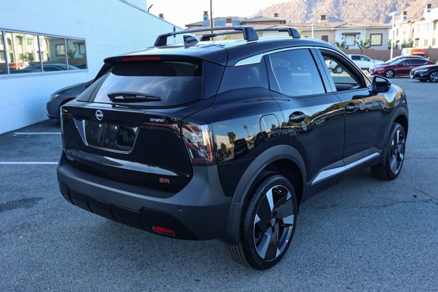2025 Nissan Kicks SR Image 6 of 31