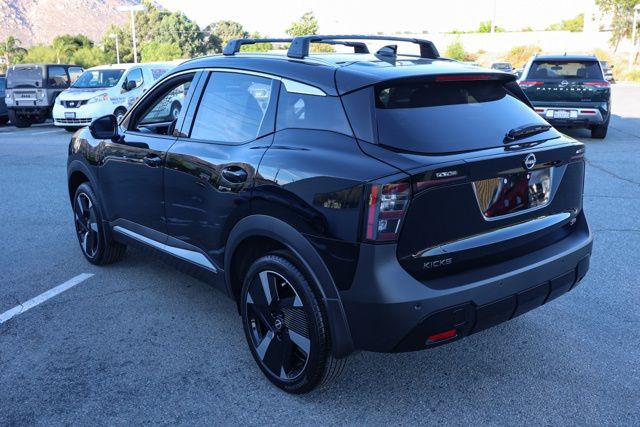 2025 Nissan Kicks SR Image 8 of 31