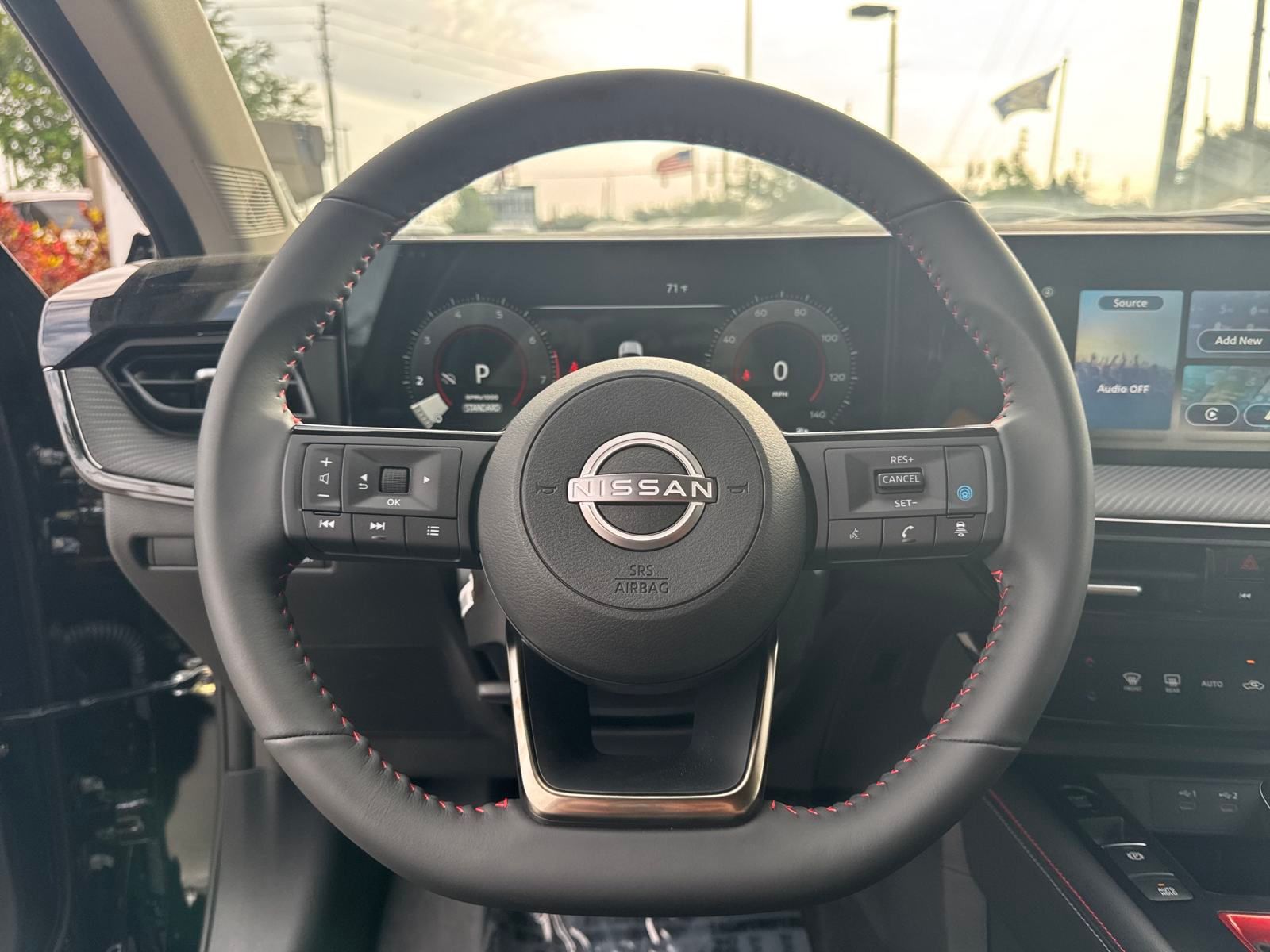 Vehicle image 14 of 24