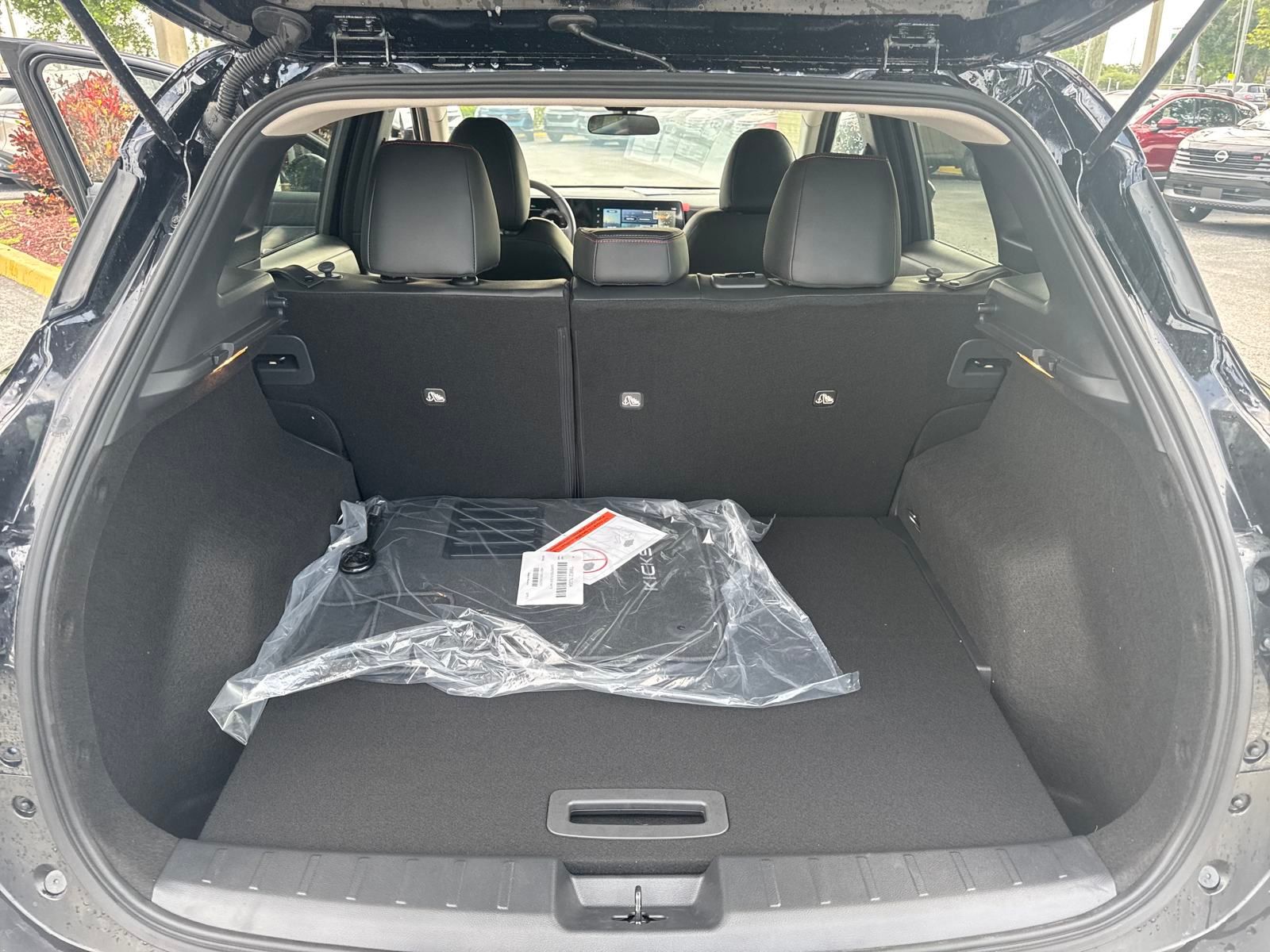 Vehicle image 24 of 24