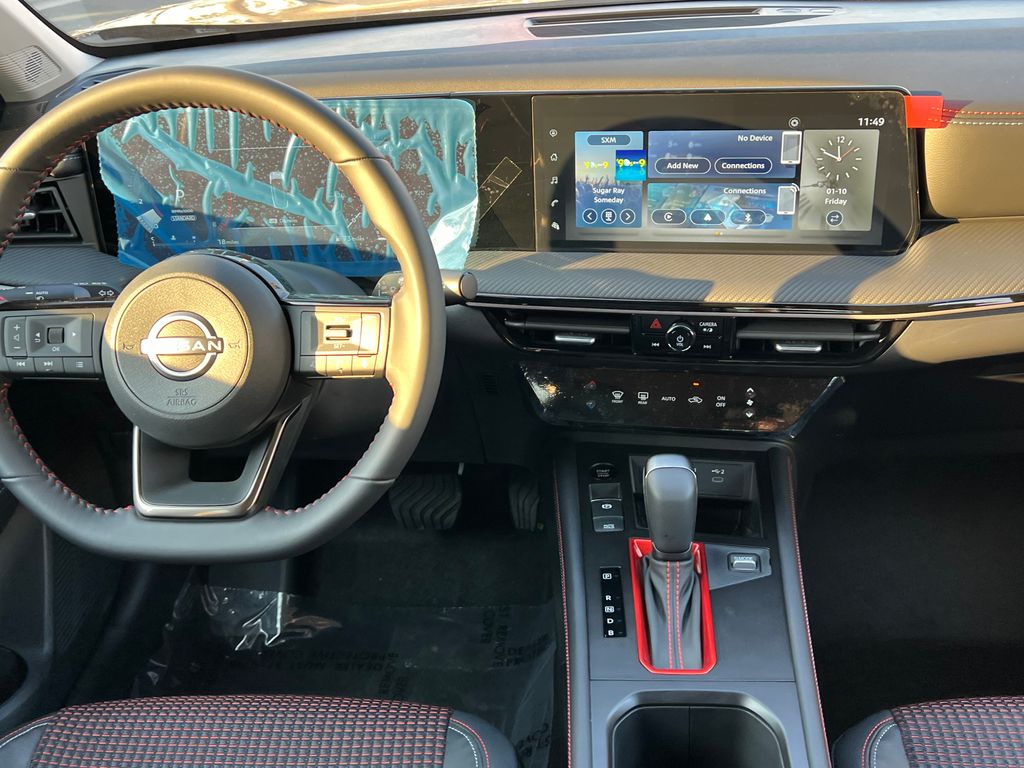 2025 Nissan Kicks SR Image 15 of 26