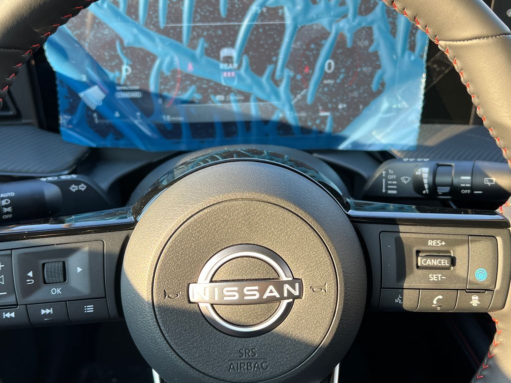 2025 Nissan Kicks SR Image 25 of 26