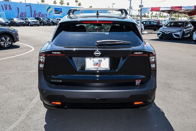 2025 Nissan Kicks SR Image 38 of 40