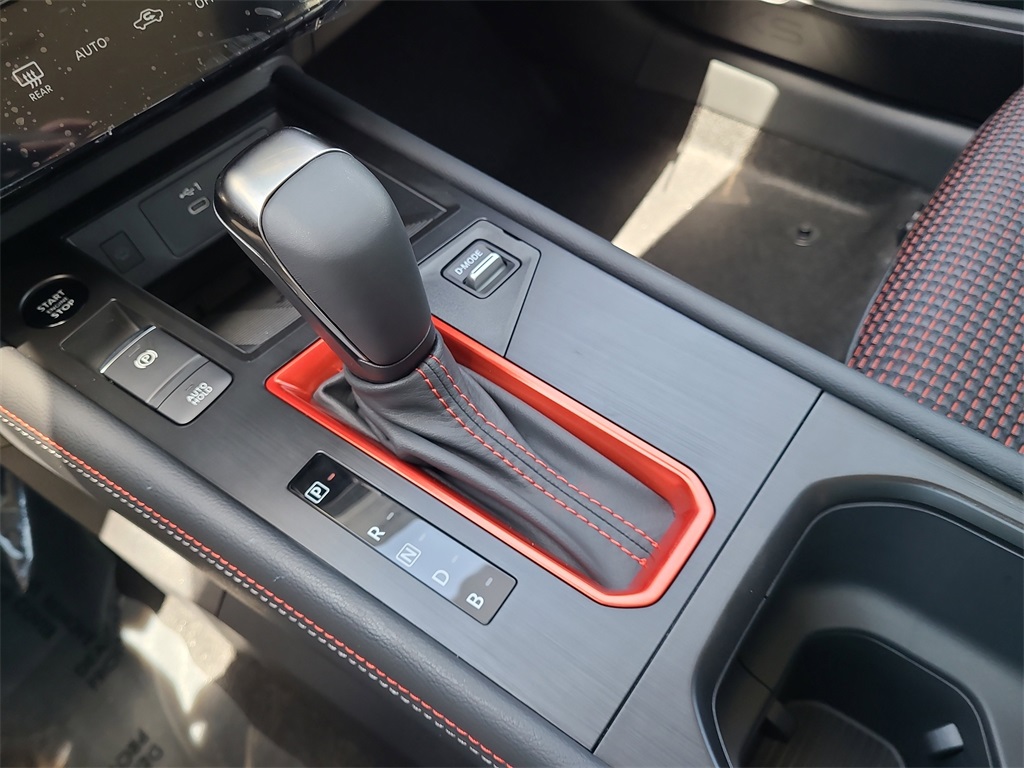 Vehicle image 15 of 16