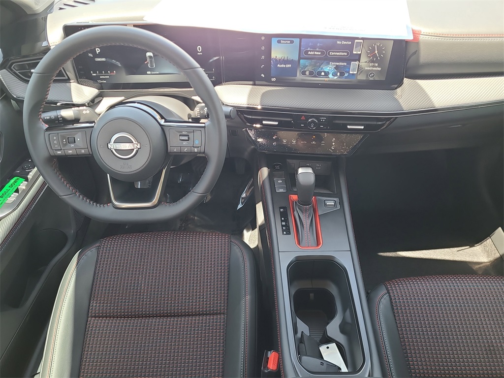 Vehicle image 9 of 16