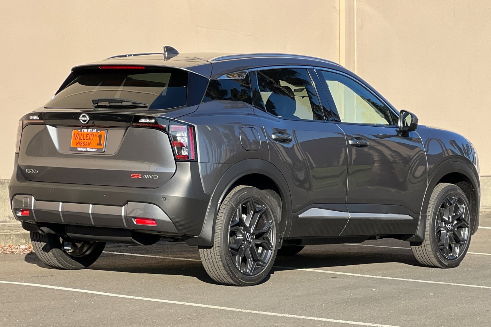 Vehicle image 5 of 24