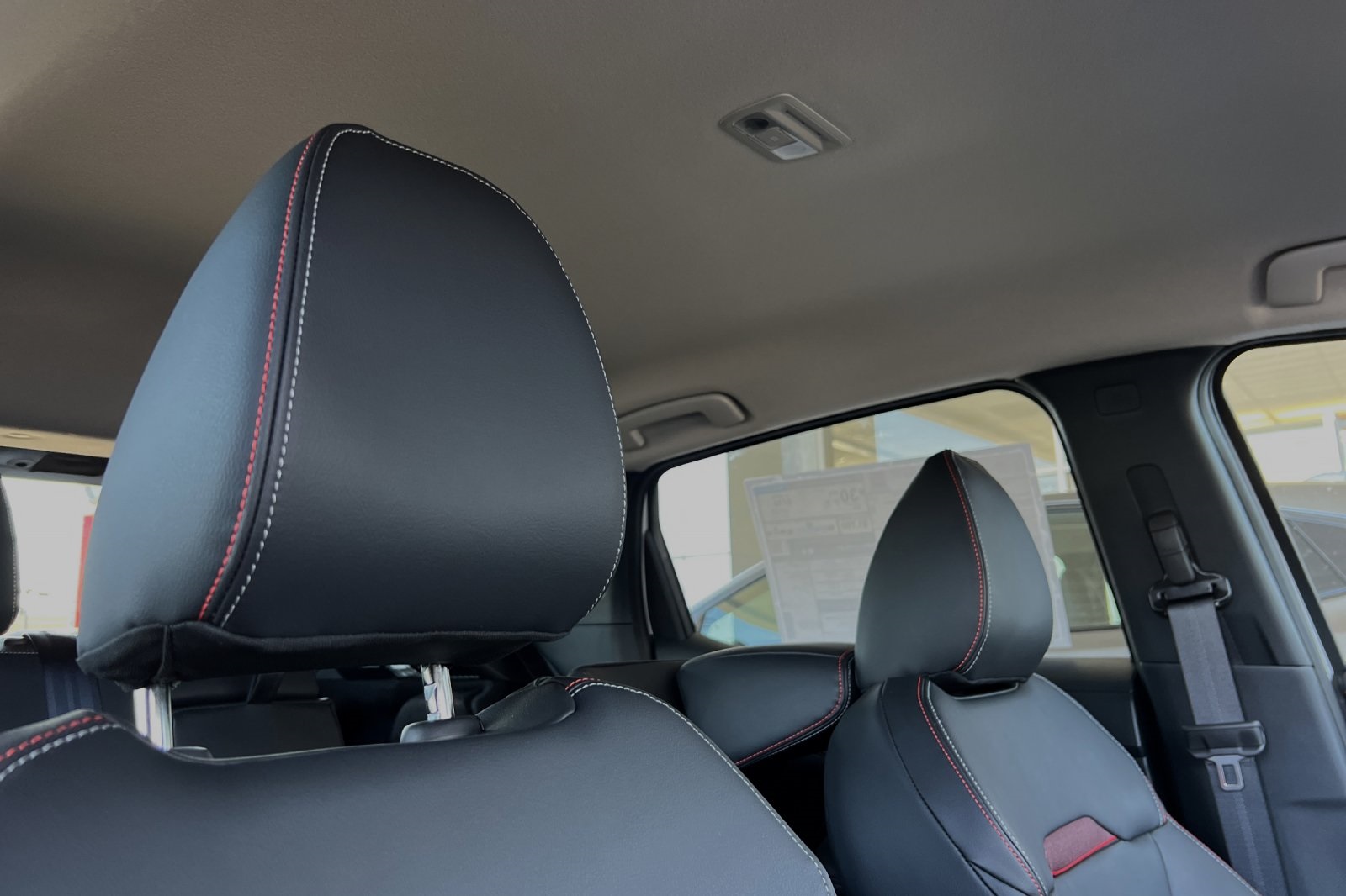 Vehicle image 17 of 24