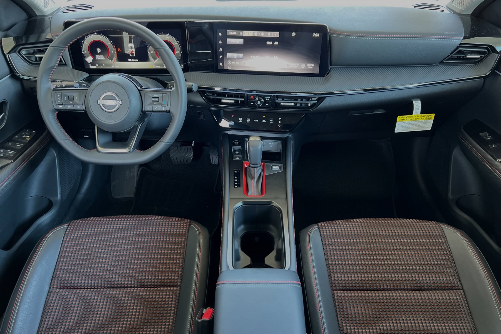 Vehicle image 13 of 24