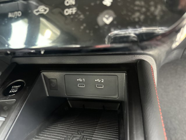 Vehicle image 31 of 77