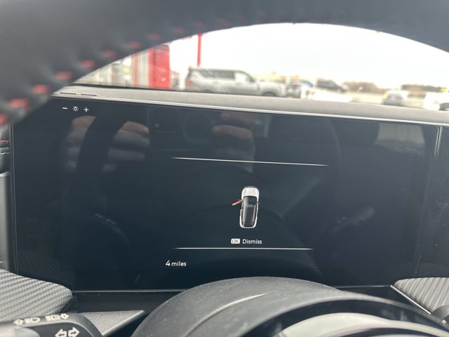 Vehicle image 39 of 77