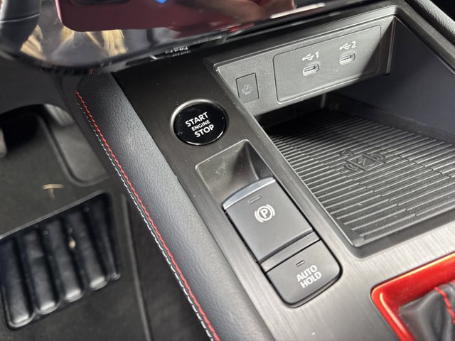Vehicle image 72 of 77