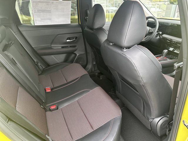 Vehicle image 20 of 77