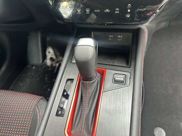 Vehicle image 30 of 77