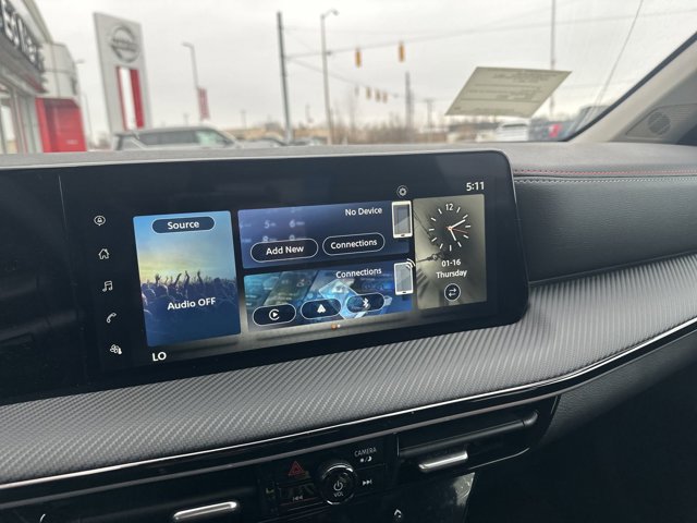 Vehicle image 53 of 77