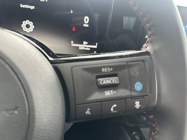 Vehicle image 62 of 77