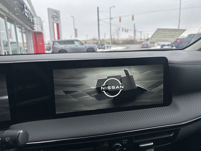 Vehicle image 42 of 77