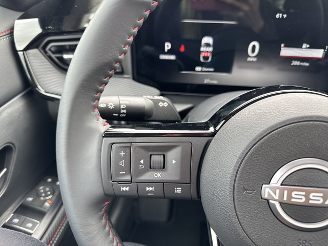 Vehicle image 59 of 77