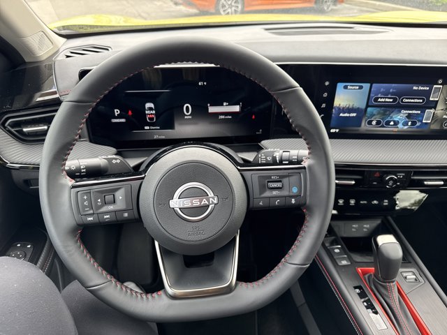 Vehicle image 49 of 77
