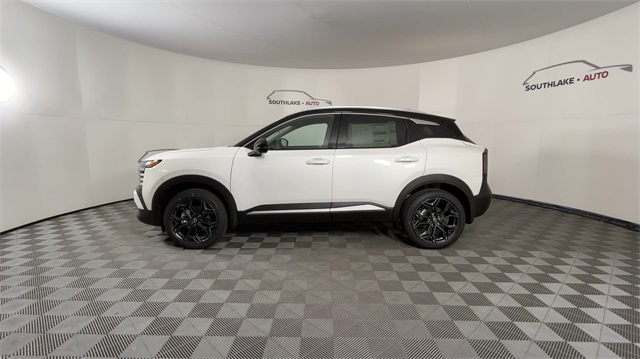 Vehicle image 9 of 25