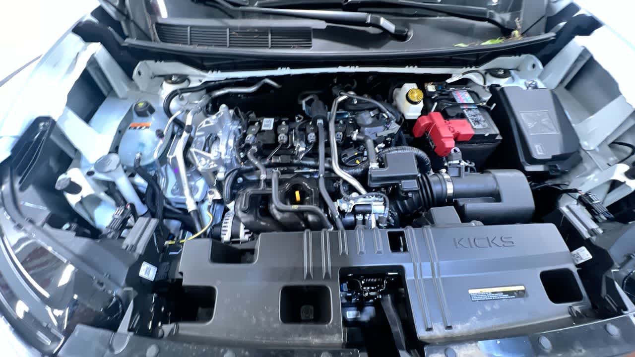 Vehicle image 11 of 46