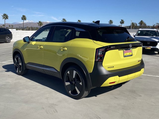 2025 Nissan Kicks SR Image 5 of 18