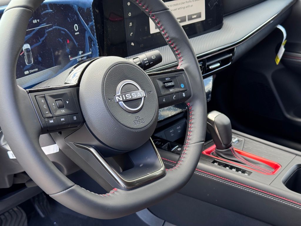 Vehicle image 8 of 26