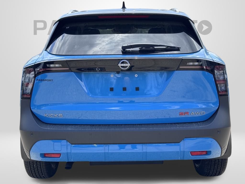 Vehicle image 5 of 26
