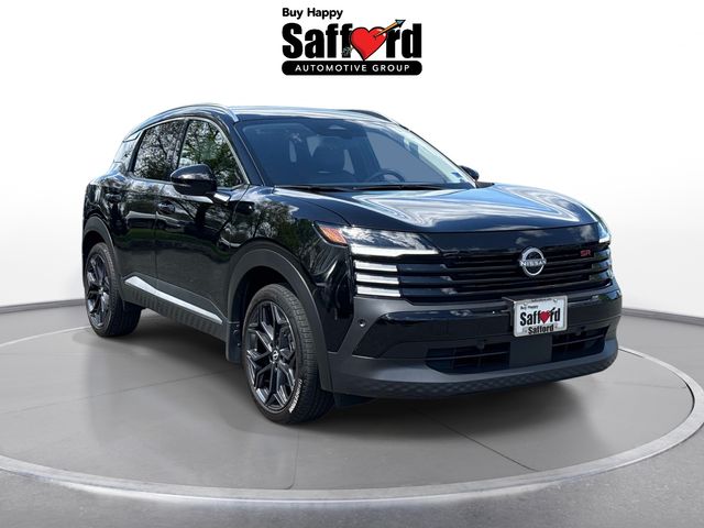 2025 Nissan Kicks SR Image 3 of 31