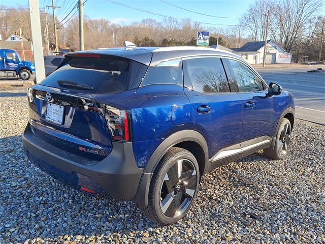 2025 Nissan Kicks SR Image 4 of 9