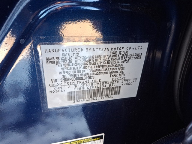 2025 Nissan Kicks SR Image 8 of 9