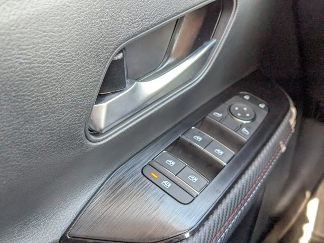 Vehicle image 19 of 26
