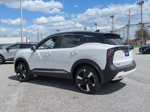 Vehicle image 6 of 26