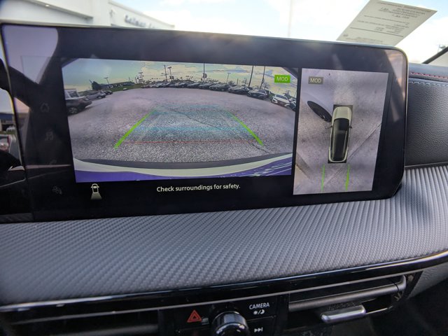 Vehicle image 12 of 26