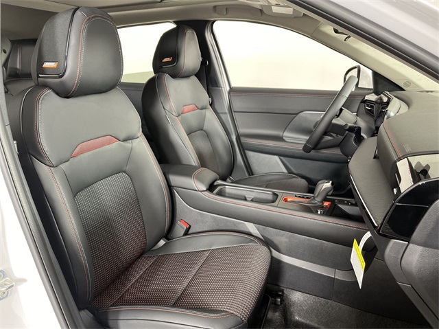 Vehicle image 24 of 25