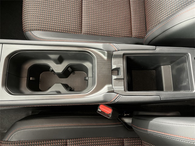 Vehicle image 20 of 25