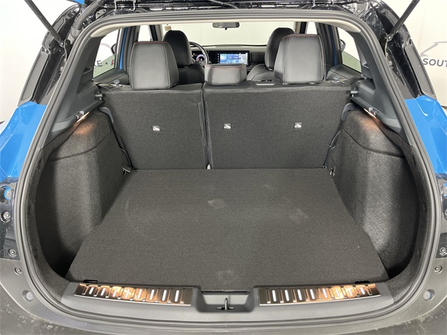 Vehicle image 22 of 25