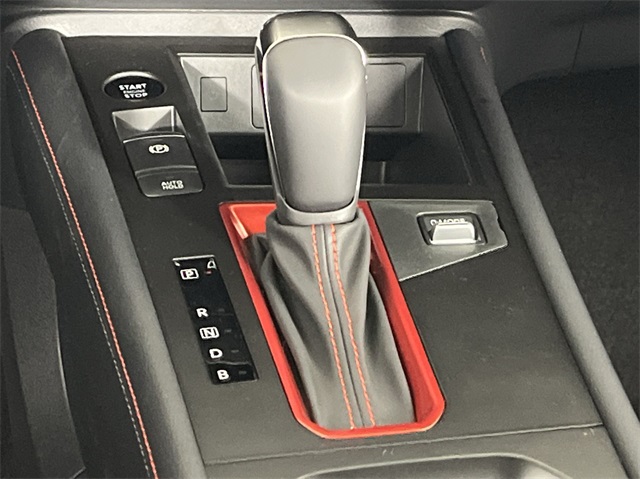Vehicle image 19 of 25