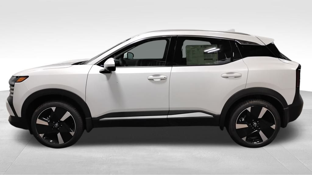 Vehicle image 8 of 39